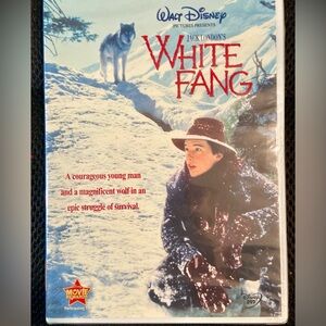 ☀️5/$10 White Fang DVD